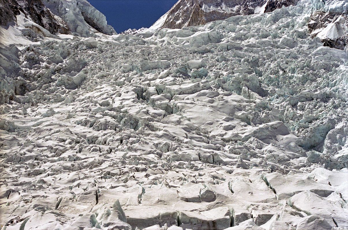 17 Khumbu Icefall